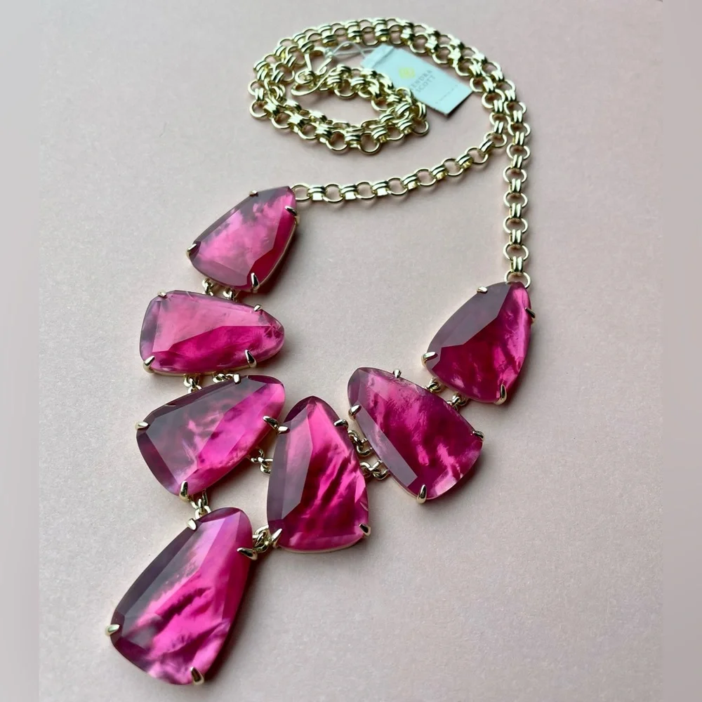 Kendra Scott Harlie Necklace Pink Berry Burgundy Illusion 14k Gold Plated NWT - Picture 4 of 16